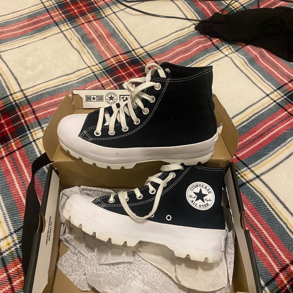Converse women chunk Taylor all star high lugged 7.5